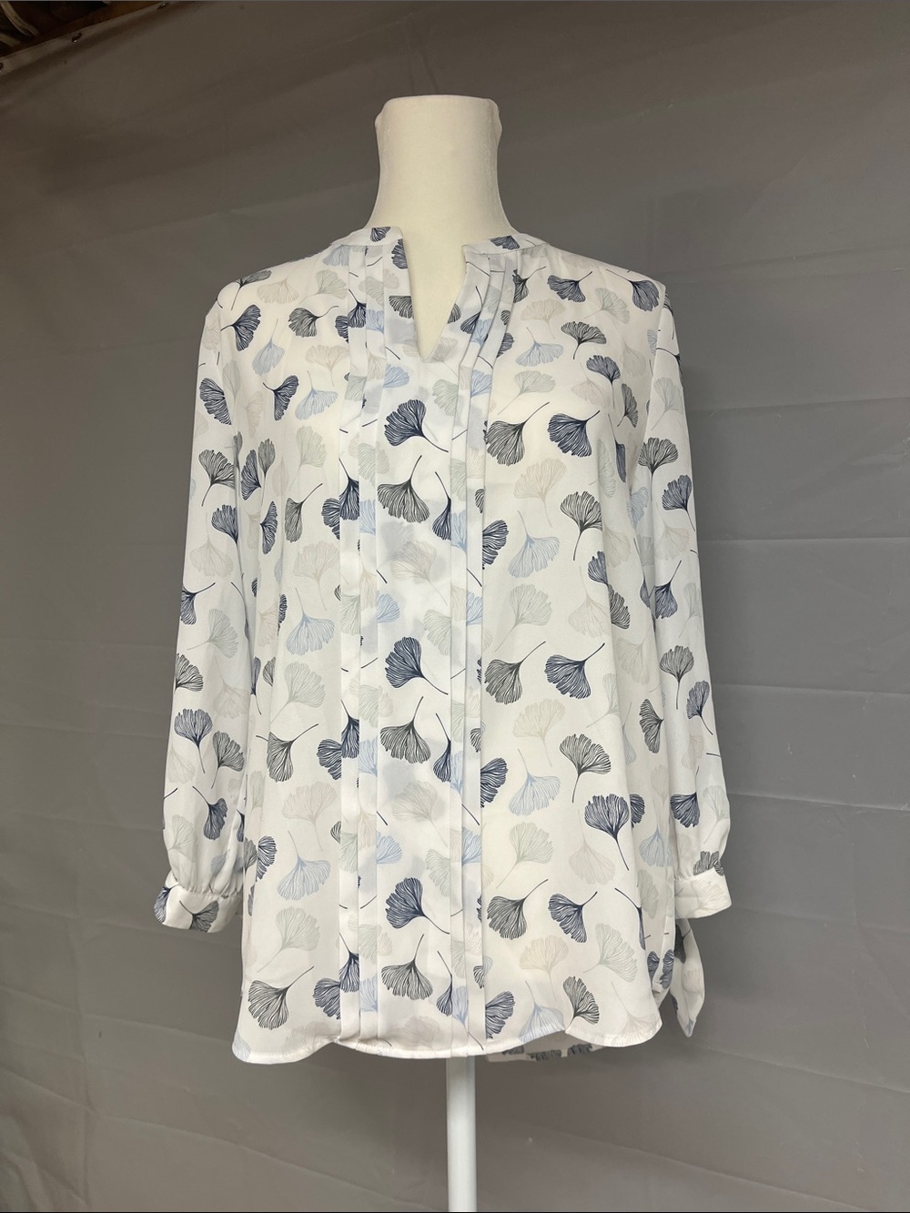 41 Hawthorn White Blouse with Blue & Gray Leaf Print